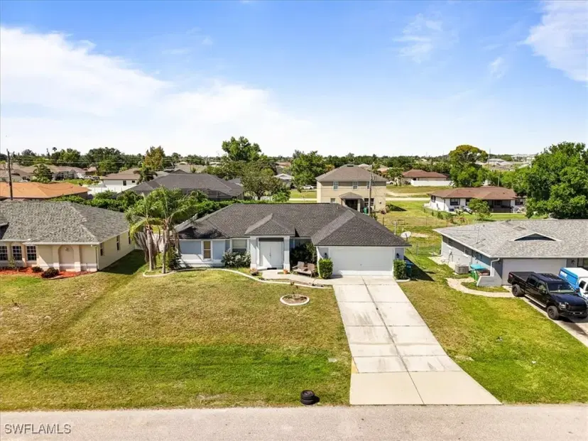 Picture of 205 SW 19 Ter, Cape Coral FL 33991