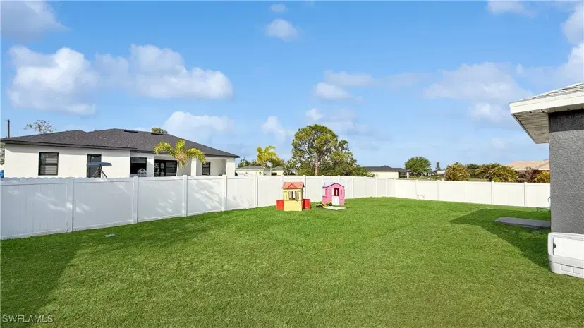 Picture of 1744 NW 10Th Ln, Cape Coral FL 33993