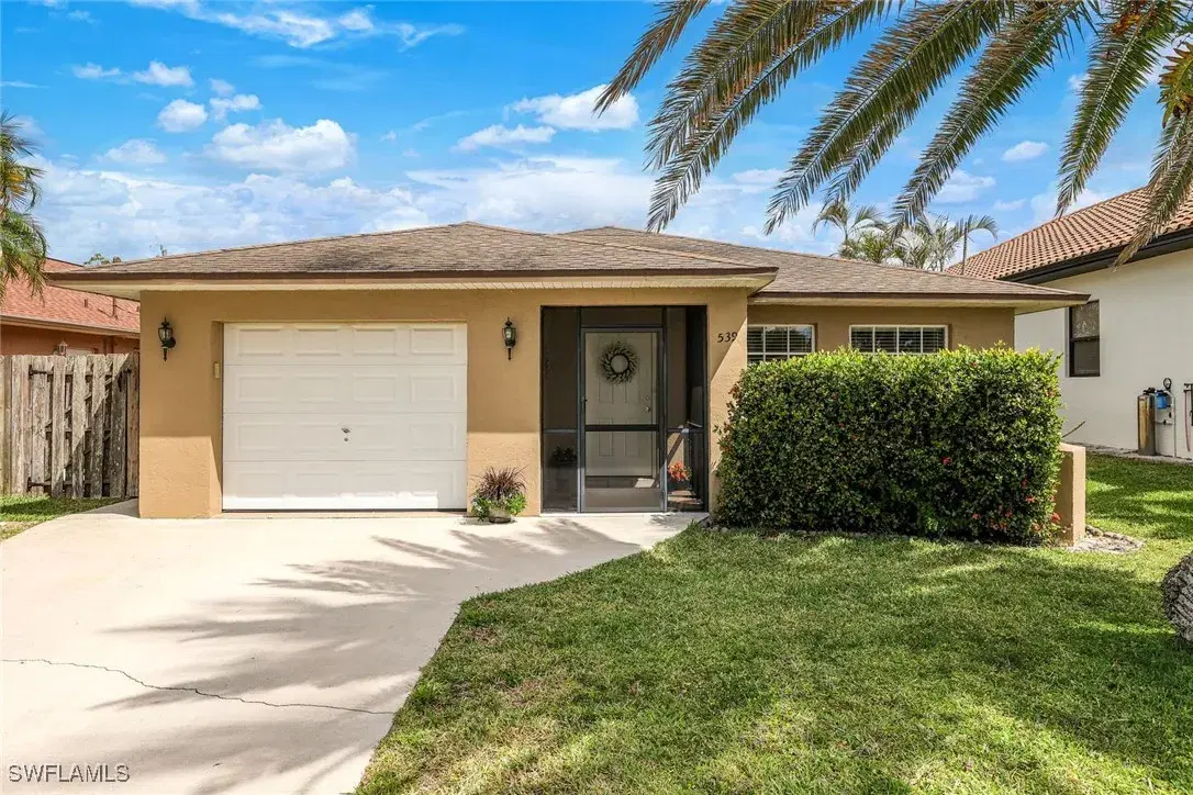 Picture of 539 105Th Ave N, Naples, FL 34108