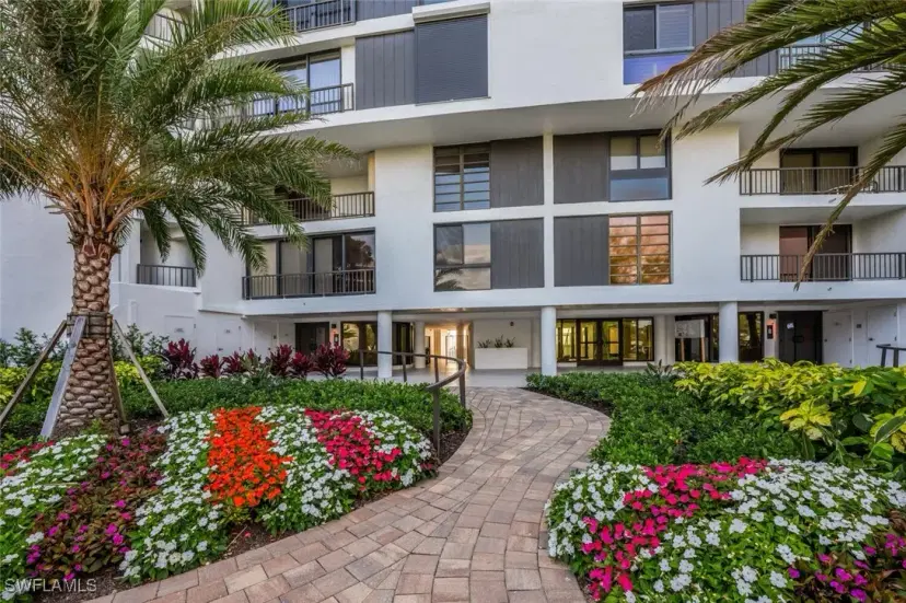 Picture of 2381 Gulf Shore Blvd N 503, Naples FL 34103