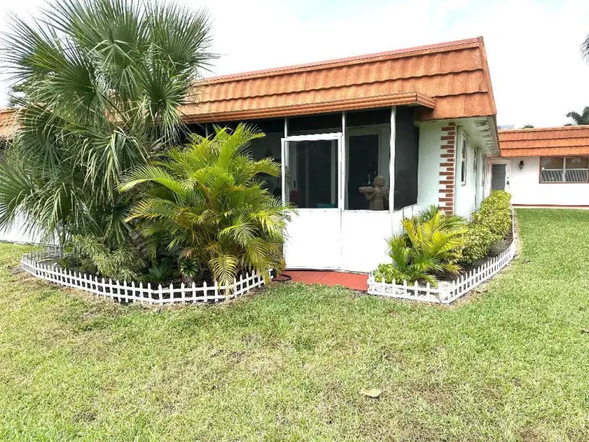 Picture of 153 Waterford G, Delray Beach FL 33446