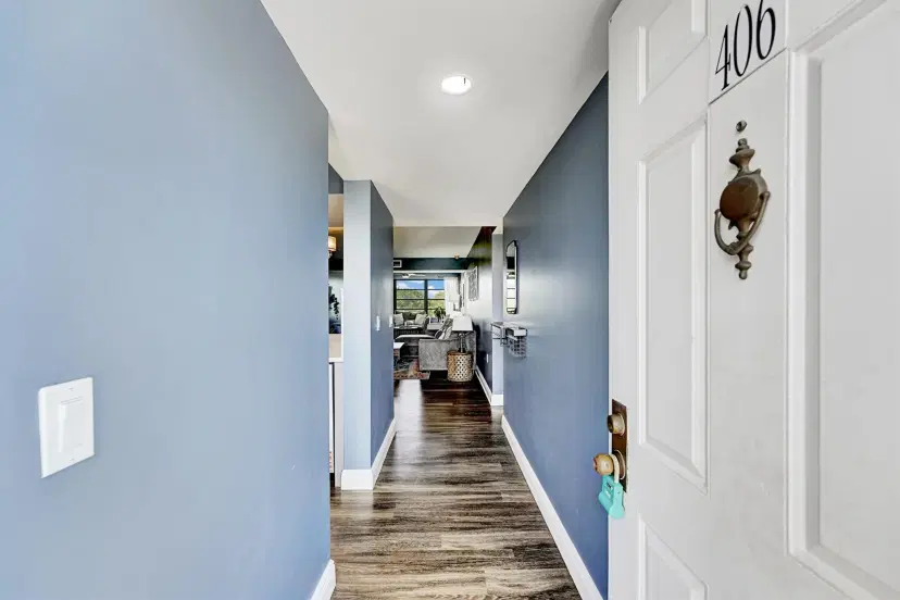 Picture of 6097 Balboa Circle 406, Boca Raton FL 33433