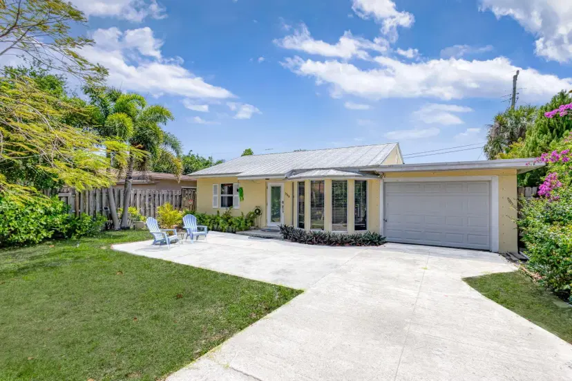 Picture of 1940 Doffer Lane, North Palm Beach FL 33408