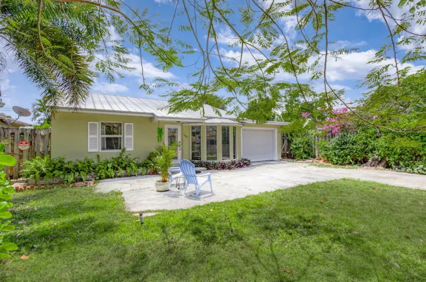 Picture of 1940 Doffer Lane, North Palm Beach FL 33408