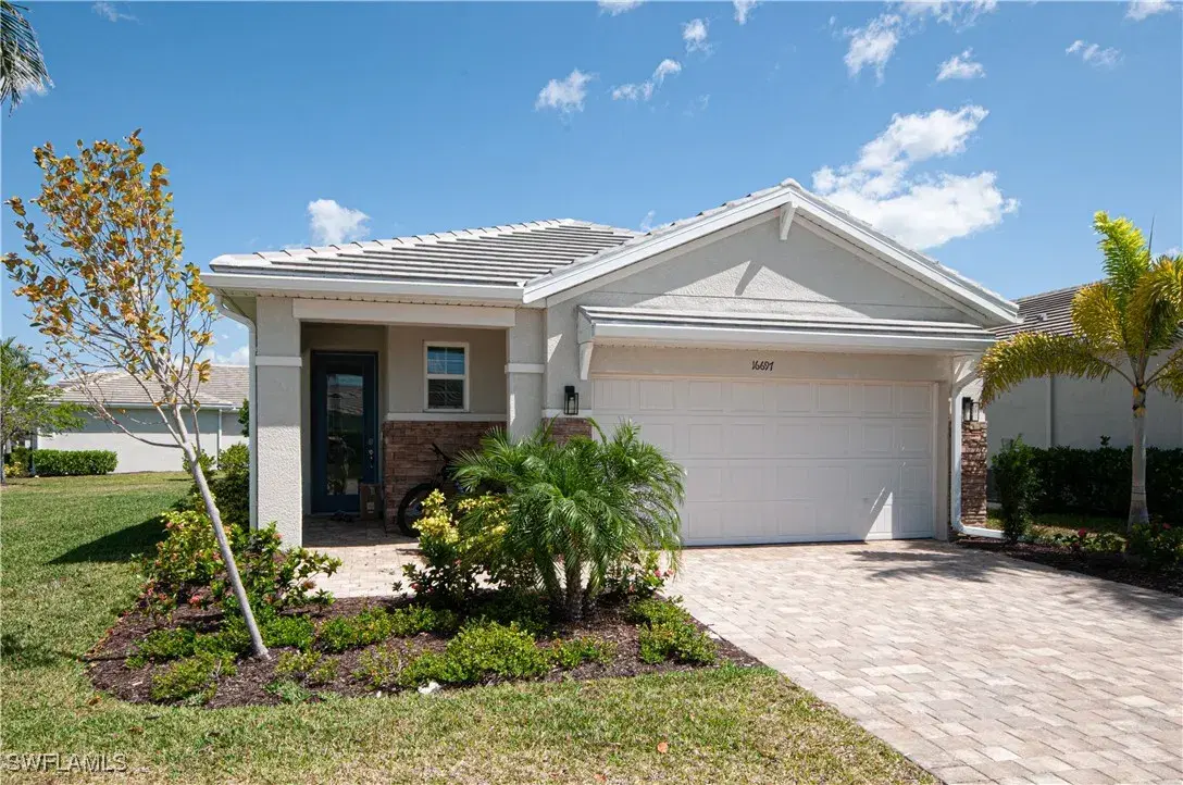 Picture of 16697 Seasons Coast Dr, Bonita Springs, FL 34135