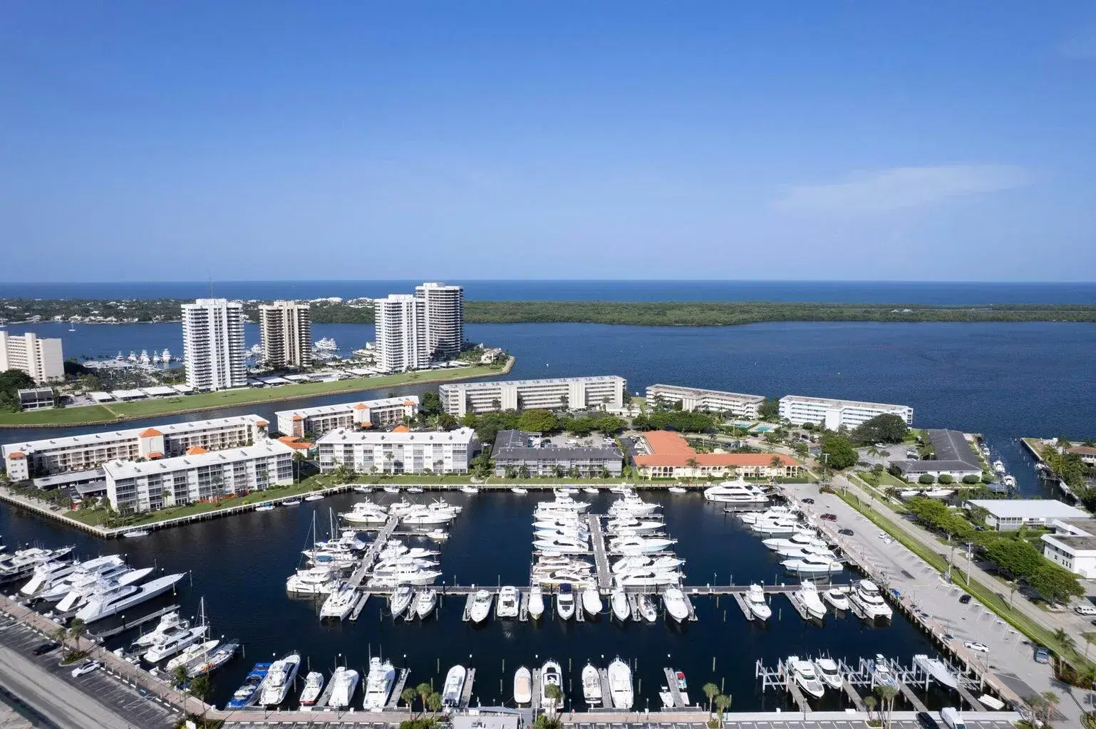 Picture of 21 Yacht Club Drive 102, North Palm Beach, FL 33408