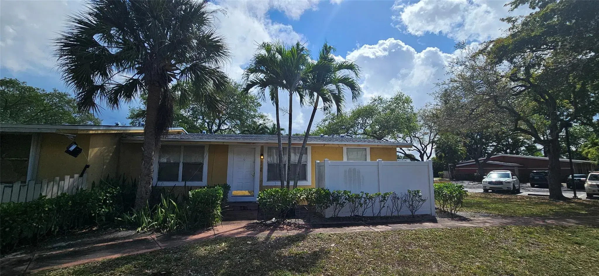 Picture of 7108 Southgate Blvd 7108, Tamarac, FL 33321