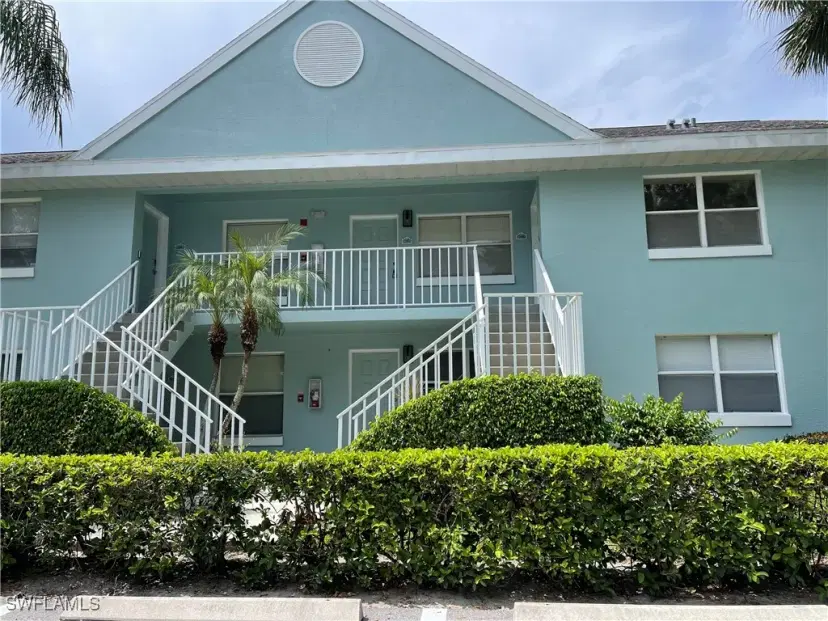Picture of 129 Wading Bird Cir D-106, Naples FL 34110