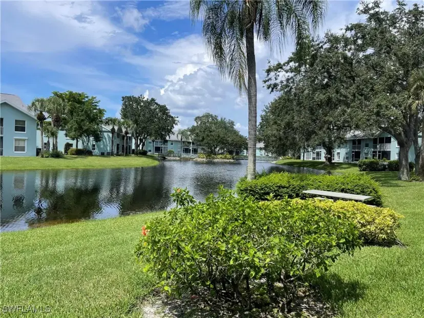 Picture of 129 Wading Bird Cir D-106, Naples FL 34110