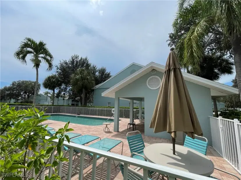 Picture of 129 Wading Bird Cir D-106, Naples FL 34110