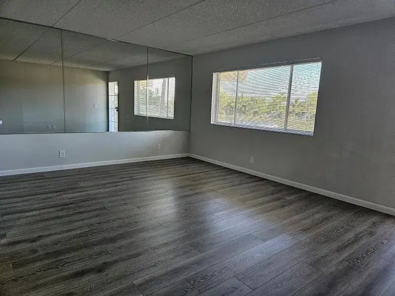 Picture of 300 Village Green Circle S 206, Palm Springs FL 33461