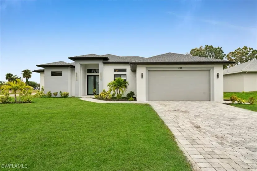 Picture of 1201 SW 8Th Pl, Cape Coral FL 33991