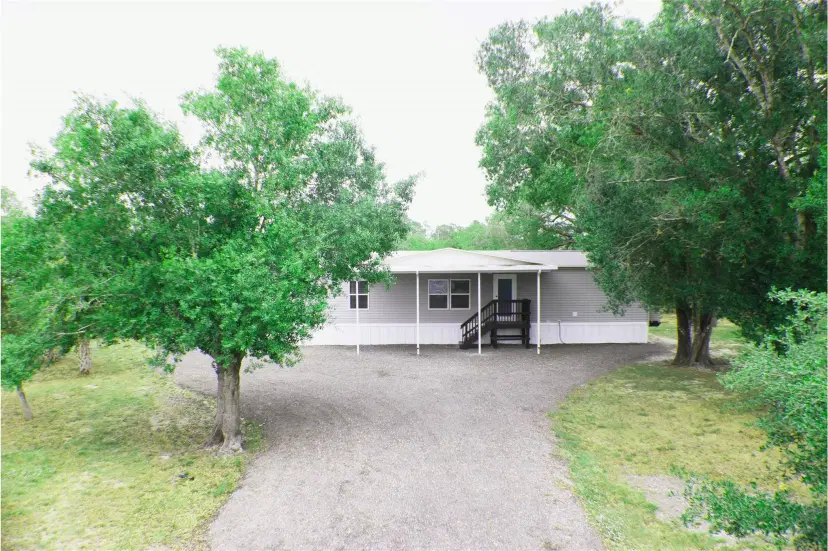 Picture of 539 Montura Ave, Clewiston FL 33440