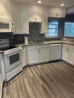 Picture of 1 Greenway N 205, Royal Palm Beach, FL 33411