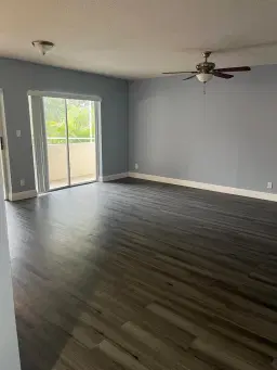 Picture of 1 Greenway N 205, Royal Palm Beach, FL 33411