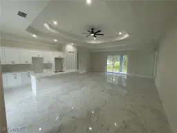 Picture of 6124 Laurelwood Dr, Fort Myers, FL 33905