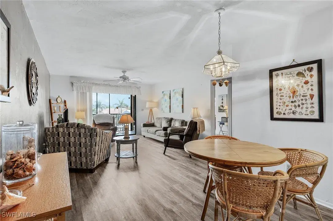 Picture of 11170 Caravel Cir 210, Fort Myers, FL 33908