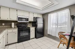 Picture of 11170 Caravel Cir 210, Fort Myers, FL 33908