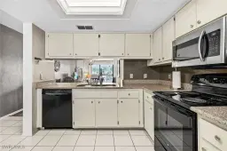 Picture of 11170 Caravel Cir 210, Fort Myers, FL 33908