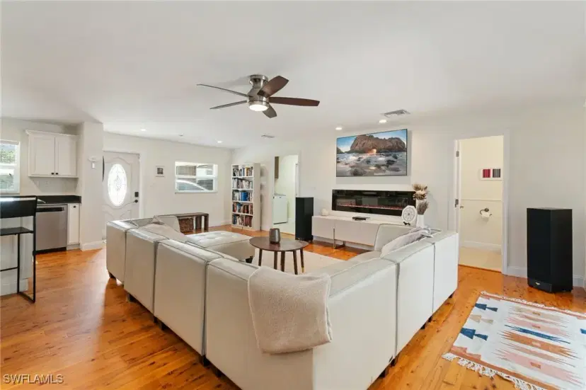 Picture of 27404 Tennessee St, Bonita Springs FL 34135