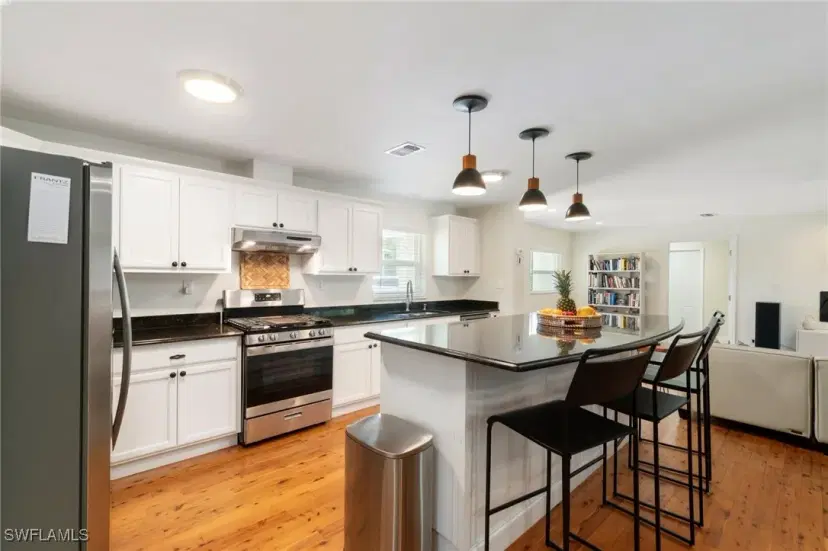 Picture of 27404 Tennessee St, Bonita Springs FL 34135