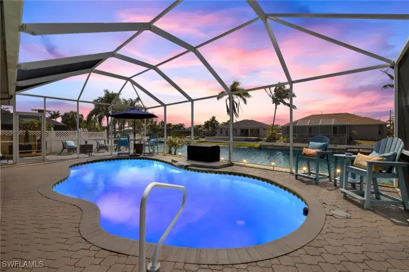 Picture of 102 SE 17Th Ave, Cape Coral FL 33990