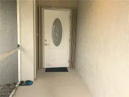 Picture of 124 SE 31St St, Cape Coral, FL 33904
