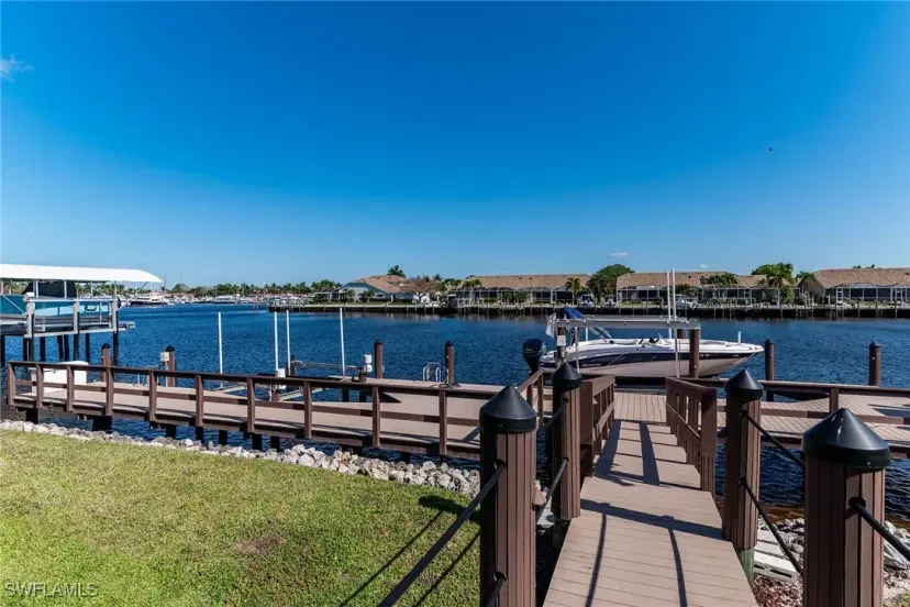 Picture of 171 Sunset Cay, Naples FL 34114