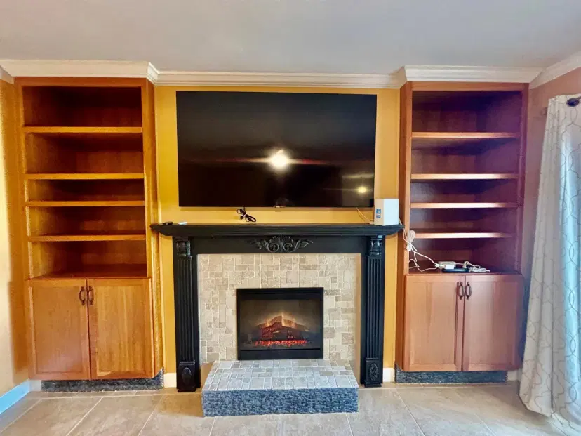 Picture of 102 Woodland Road, Palm Springs FL 33461