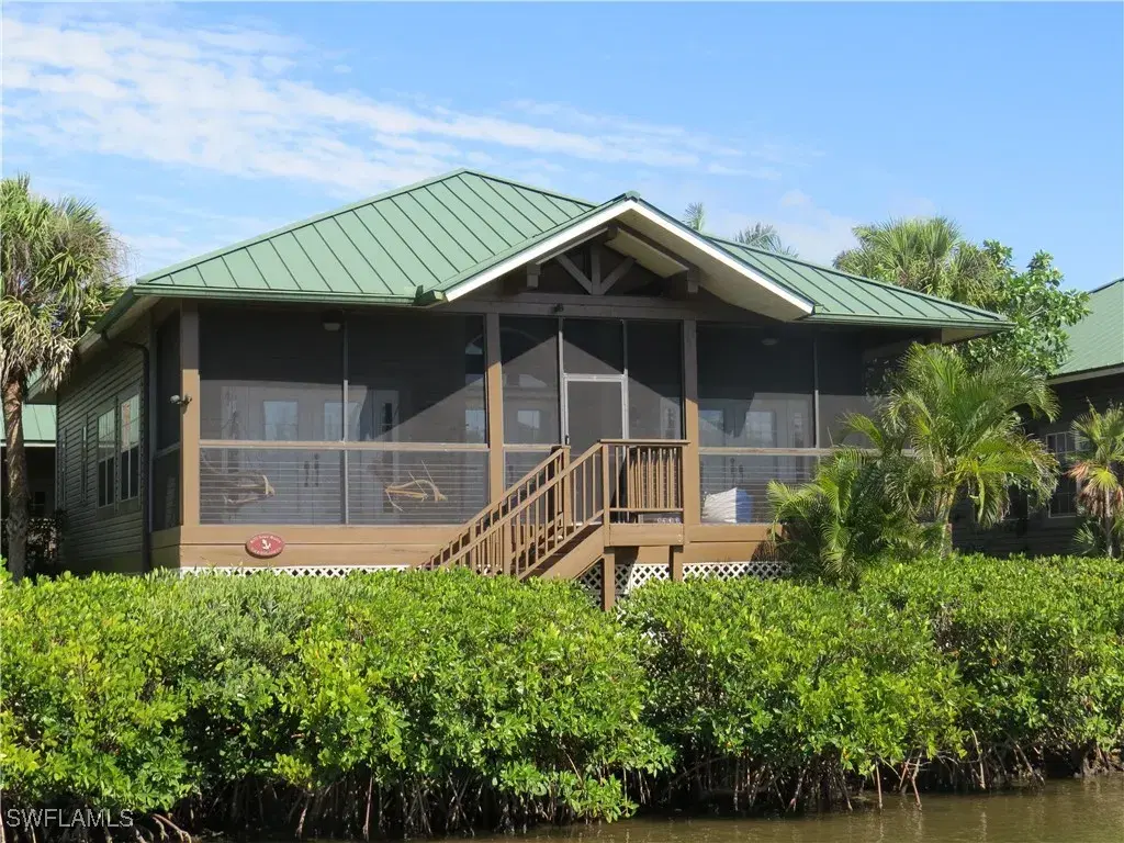 Picture of 305 Storter Ave N 16, Everglades City, FL 34139