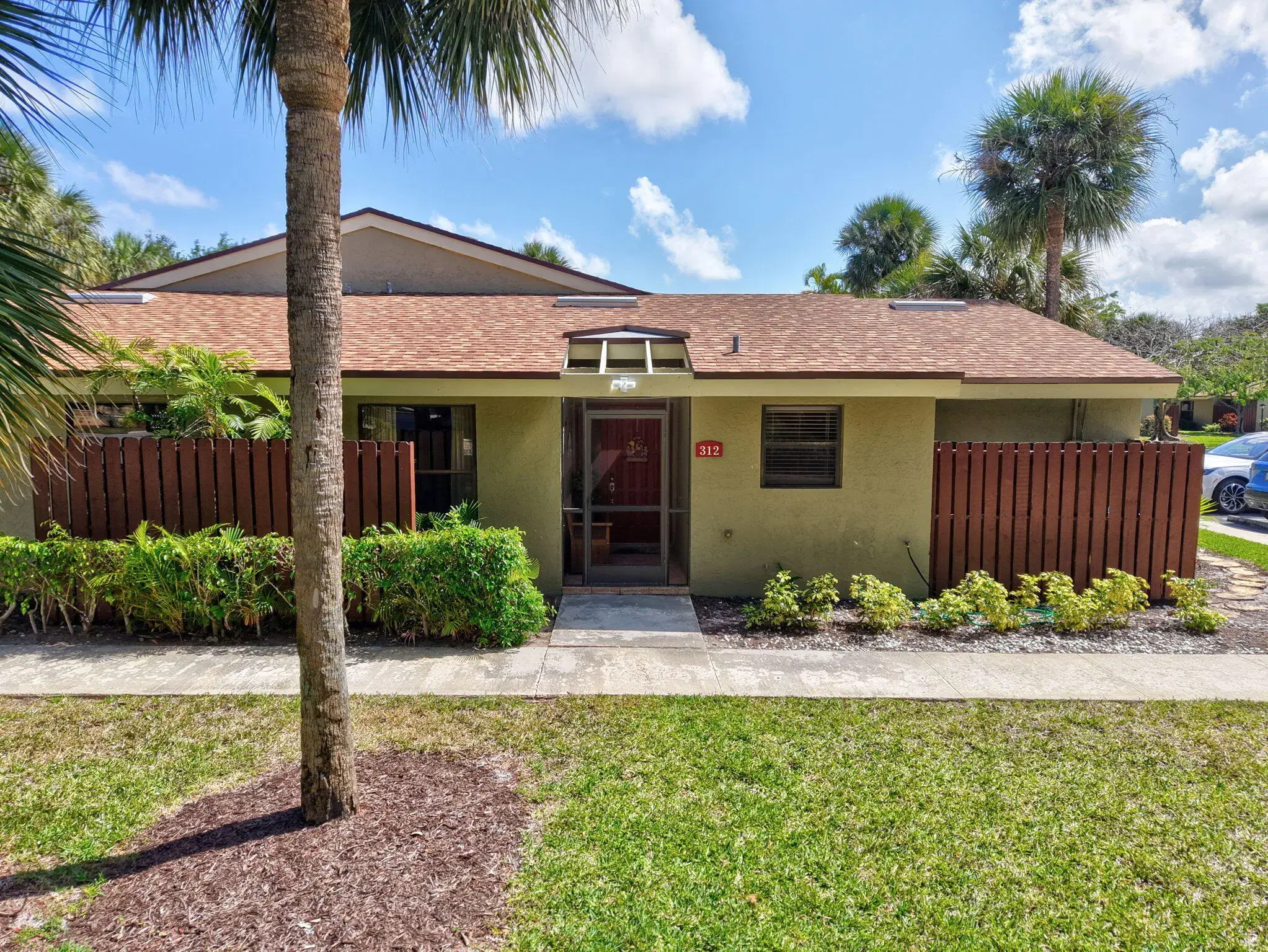 Picture of 312 Meadows Drive, Boynton Beach, FL 33436
