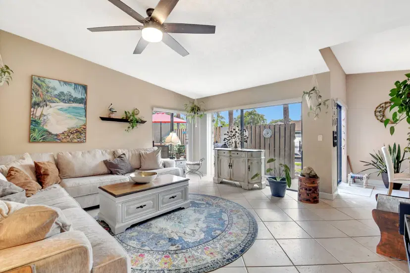 Picture of 312 Meadows Drive, Boynton Beach FL 33436