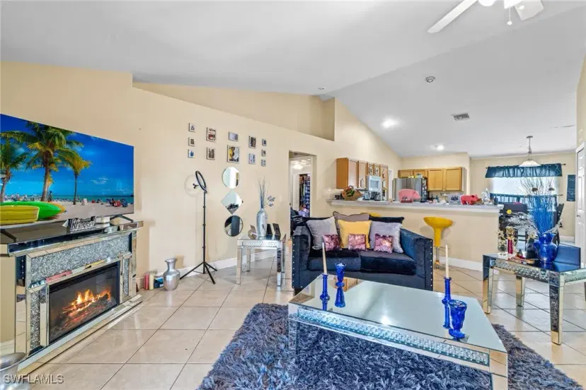 Picture of 409 NE 25Th Ter, Cape Coral FL 33909