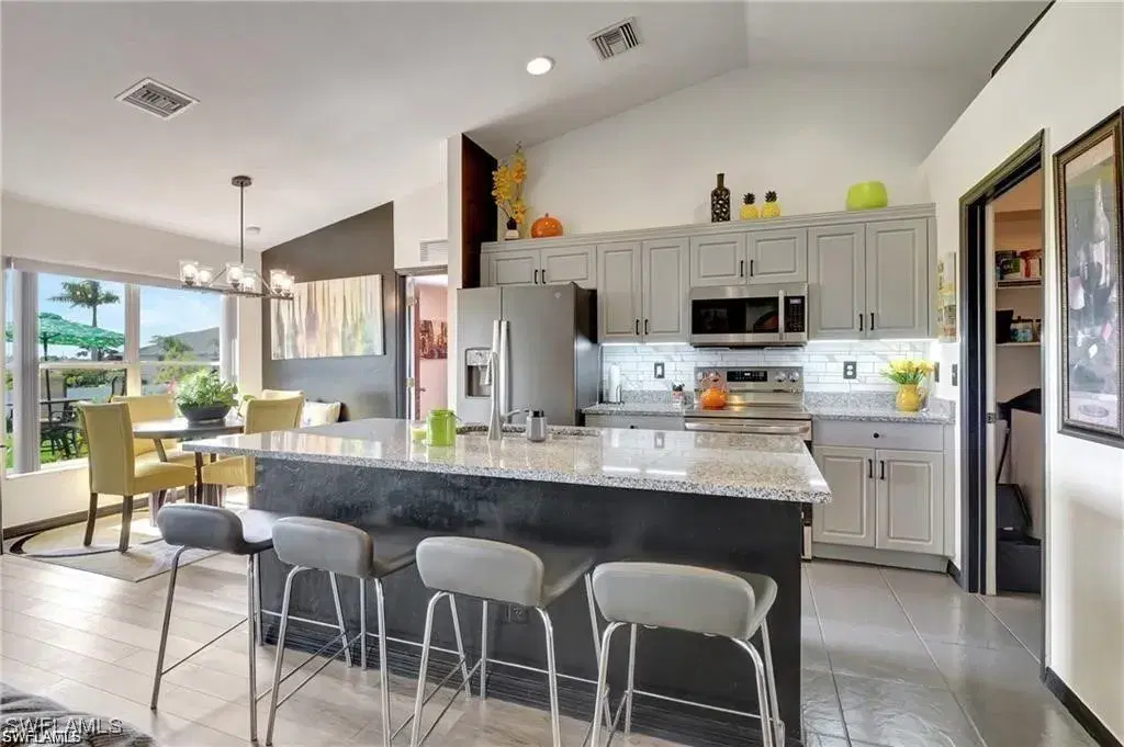 Picture of 625 El Dorado Blvd N, Cape Coral, FL 33993