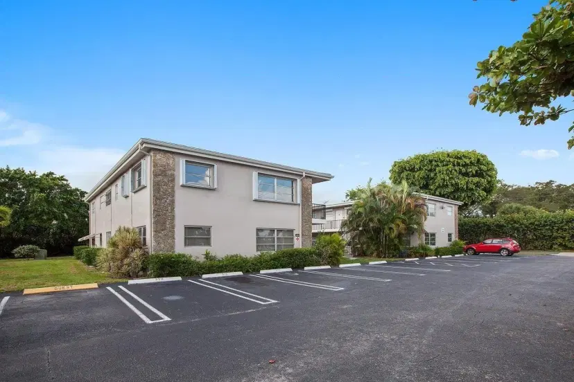 Picture of 1250 Old Boynton Road 305, Boynton Beach FL 33426