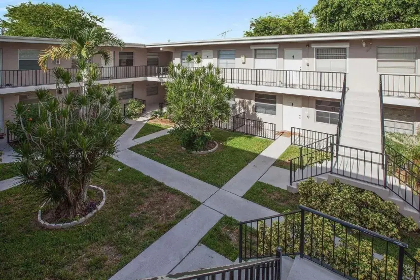 Picture of 1250 Old Boynton Road 305, Boynton Beach FL 33426