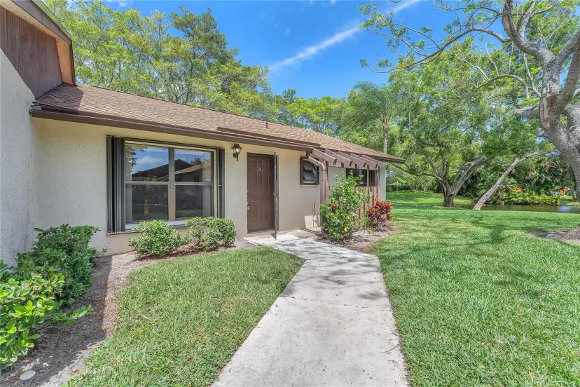 Picture of 68 Via De Casas Norte 68, Boynton Beach FL 33426