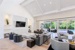 Picture of 702 Bobwhite Ln, Naples, FL 34108