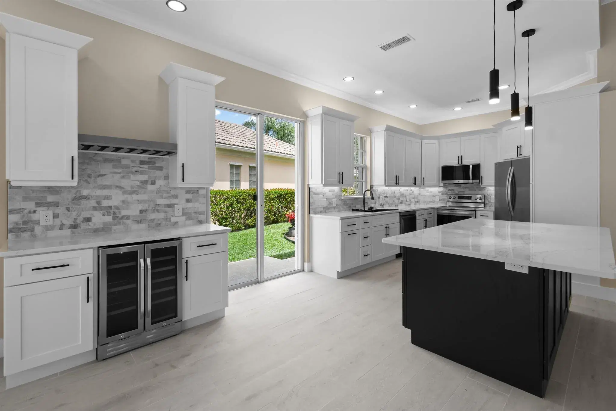 Picture of 8774 SE Retreat Drive, Hobe Sound, FL 33455