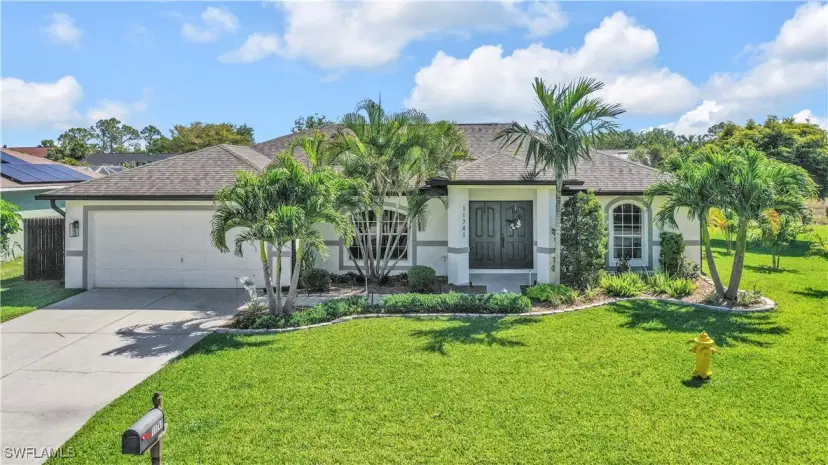 Picture of 11741 Red Hibiscus Dr, Bonita Springs FL 34135