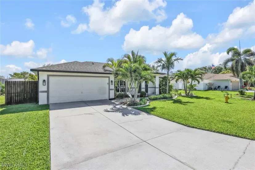 Picture of 11741 Red Hibiscus Dr, Bonita Springs FL 34135