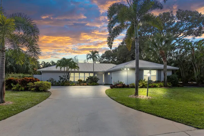 Picture of 7 Riverview Drive, Sewalls Point FL 34996