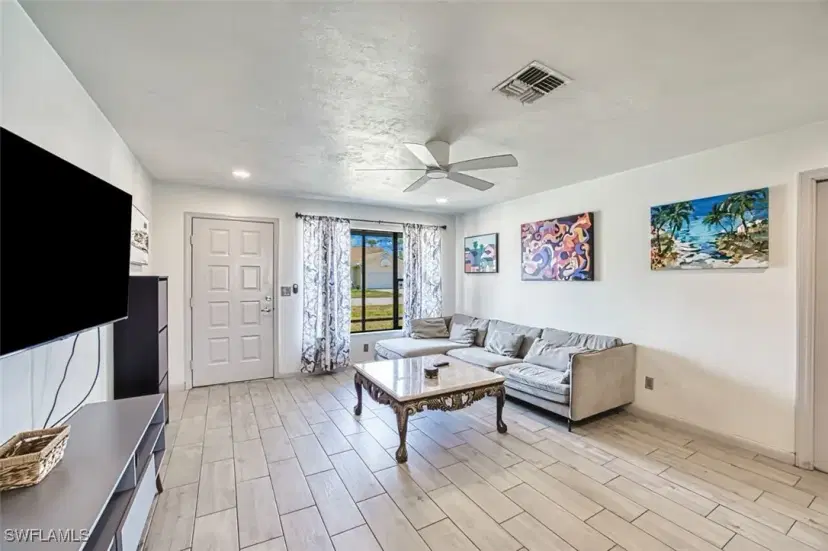 Picture of 18517 Rosewood Rd, Fort Myers FL 33967