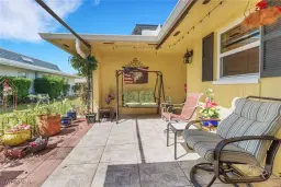 Picture of 857 Pangola Dr, North Fort Myers, FL 33903