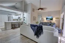 Picture of 124 Water Oaks Way 18-62, Naples, FL 34105