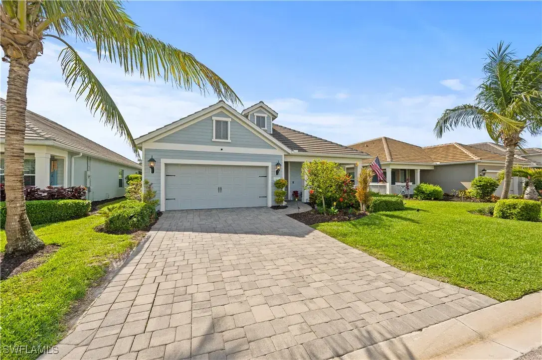 Picture of 19810 Coconut Harbor Cir, Fort Myers, FL 33908