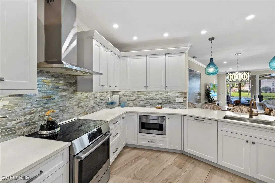 Picture of 8335 Excalibur Cir N7, Naples, FL 34108