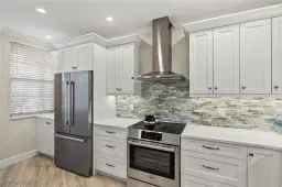 Picture of 8335 Excalibur Cir N7, Naples, FL 34108