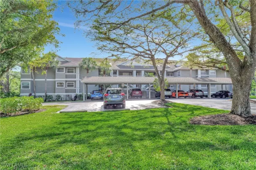 Picture of 630 Wiggins Bay Dr A11, Naples FL 34110