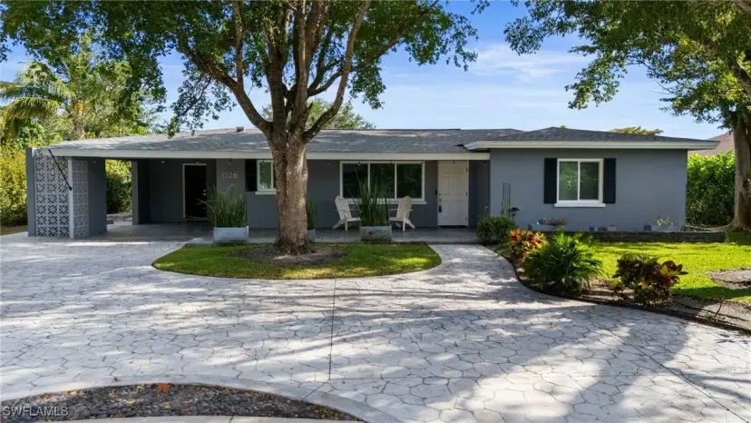 Picture of 1326 Burtwood Dr, Fort Myers FL 33901